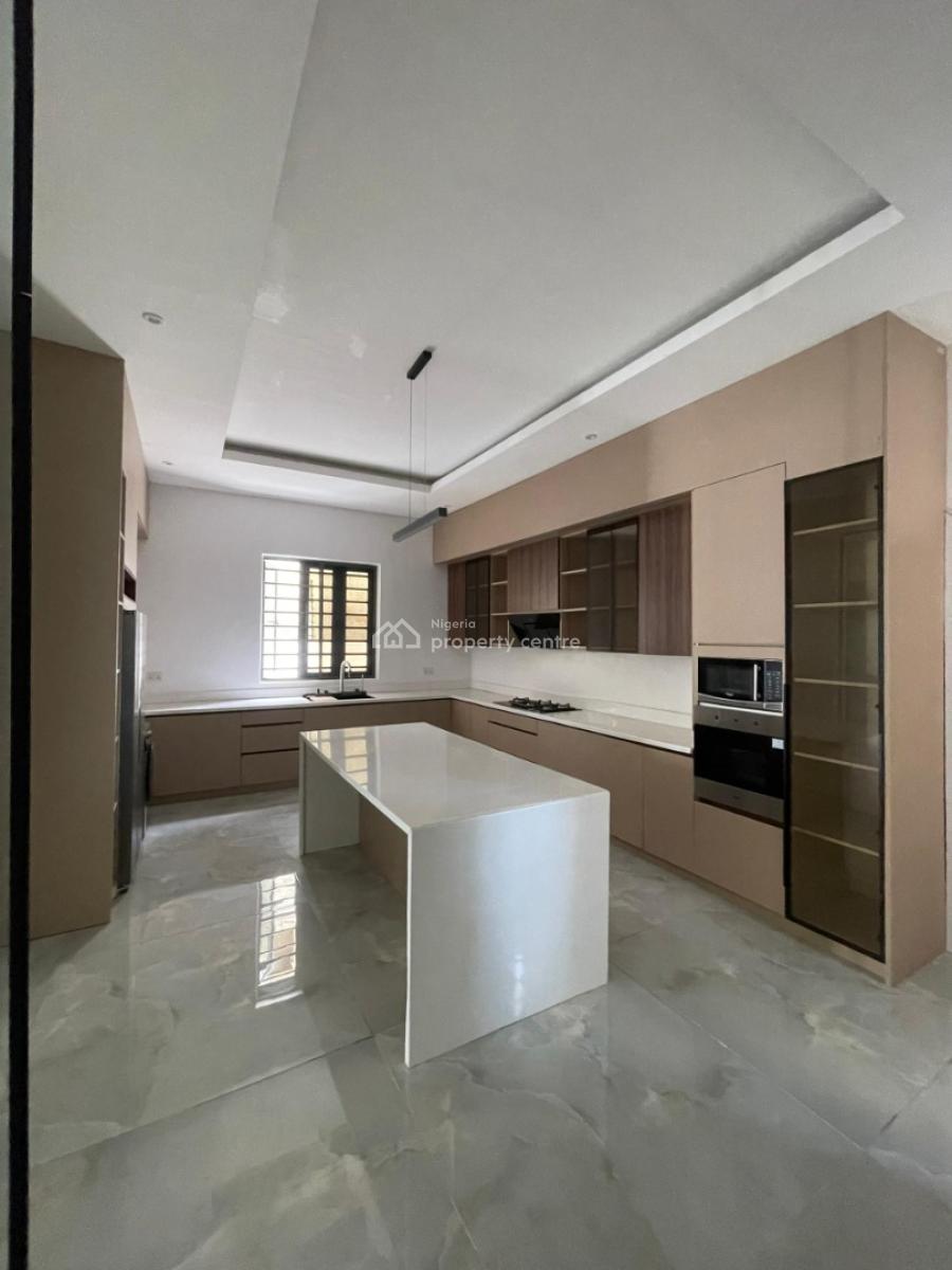 Exquisite 5bedroom Duplex with a Bq,pool,cinema with a Good Accessing, Chevron, Lekki, Lagos, Detached Duplex for Sale