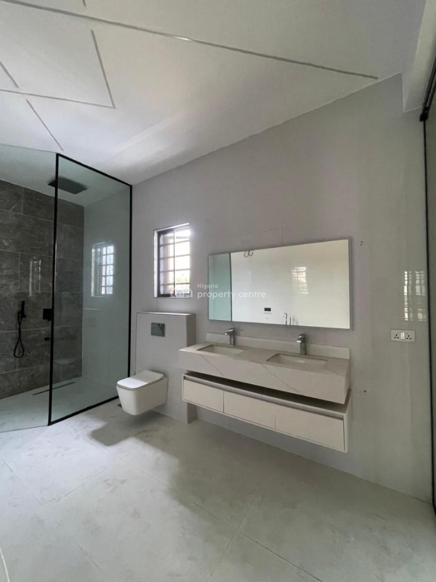 Exquisite 5bedroom Duplex with a Bq,pool,cinema with a Good Accessing, Chevron, Lekki, Lagos, Detached Duplex for Sale