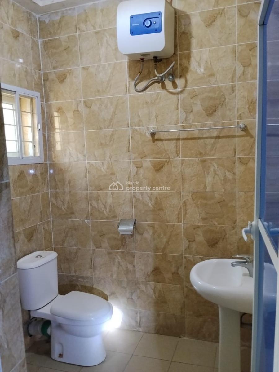 a Very Good Spacious 2-bedroom Terrace Duplex, Naf Estate., Asokoro District, Abuja, Terraced Duplex for Rent
