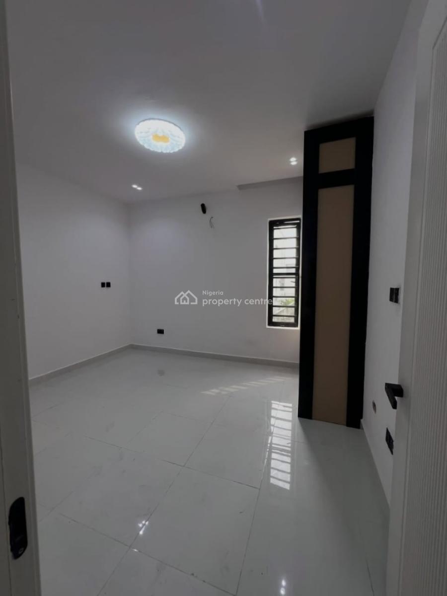 Brand New Luxury 2bedroom Flat, Ologolo, Lekki, Lagos, Flat / Apartment for Rent