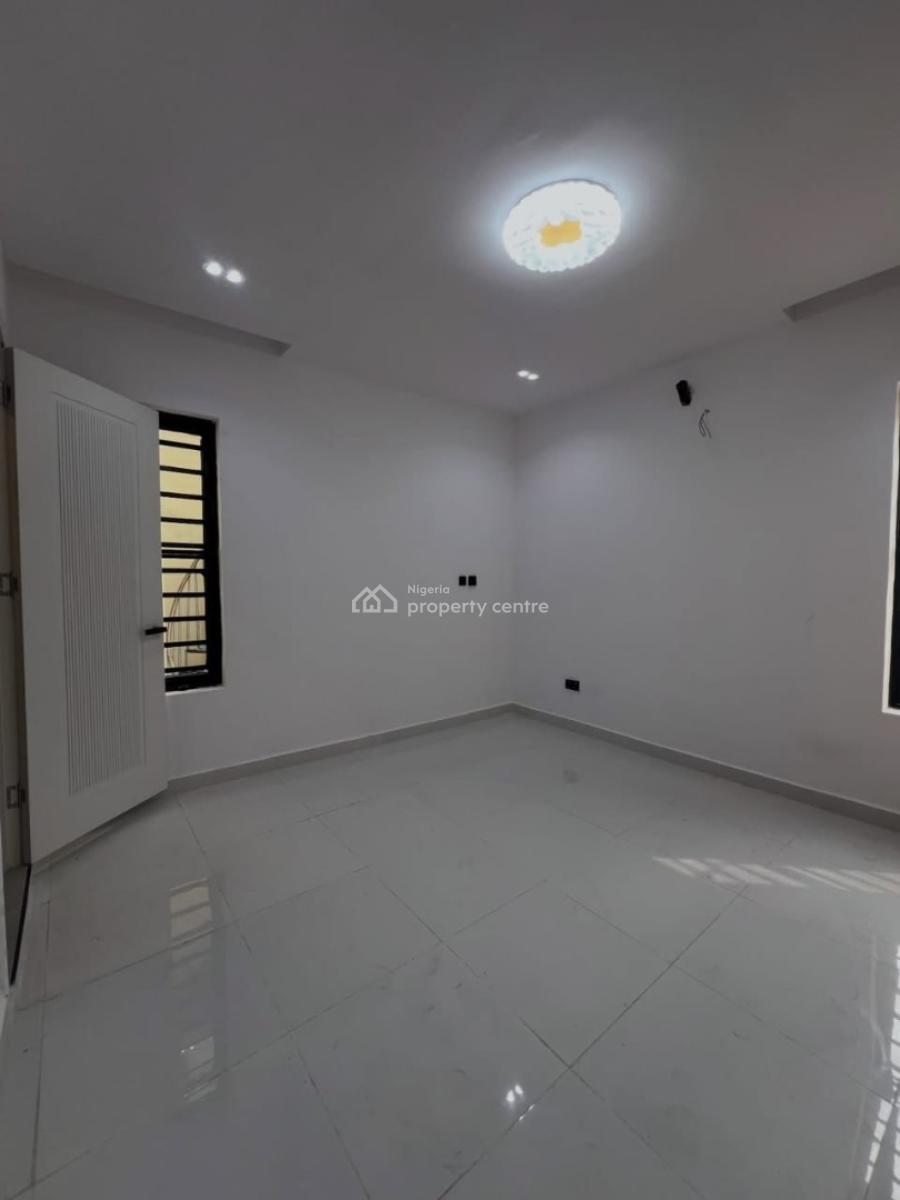 Brand New Luxury 2bedroom Flat, Ologolo, Lekki, Lagos, Flat / Apartment for Rent