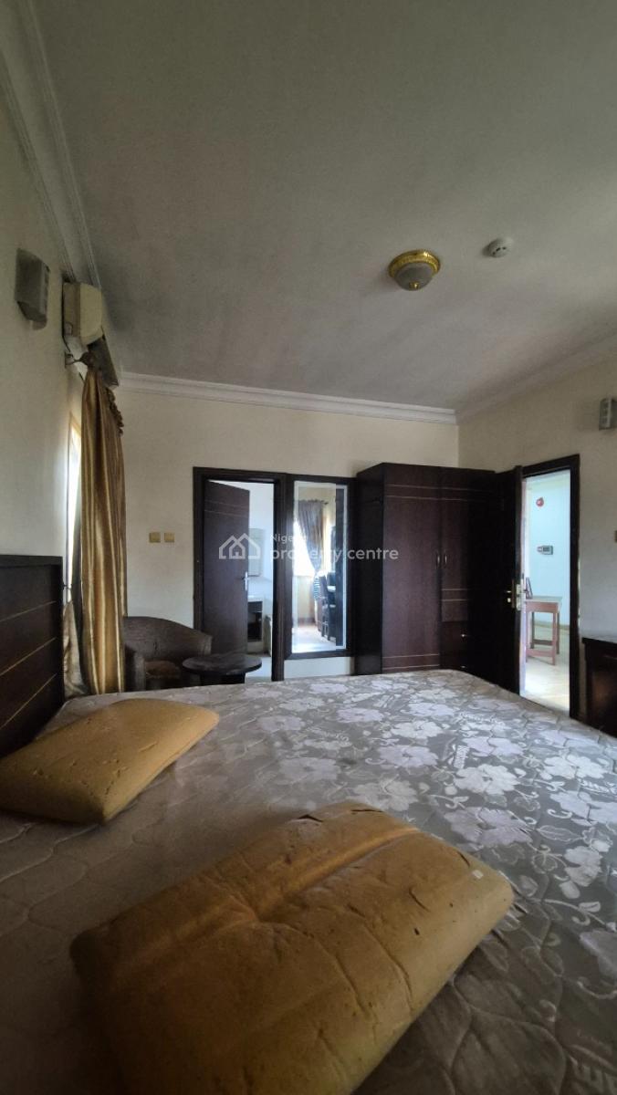 Fully Furnished 3besroom Apartment in Gated Environ at Anthony Village, Located in Gated Street with Access Control & Security Check, Anthony, Maryland, Lagos, Flat / Apartment for Rent