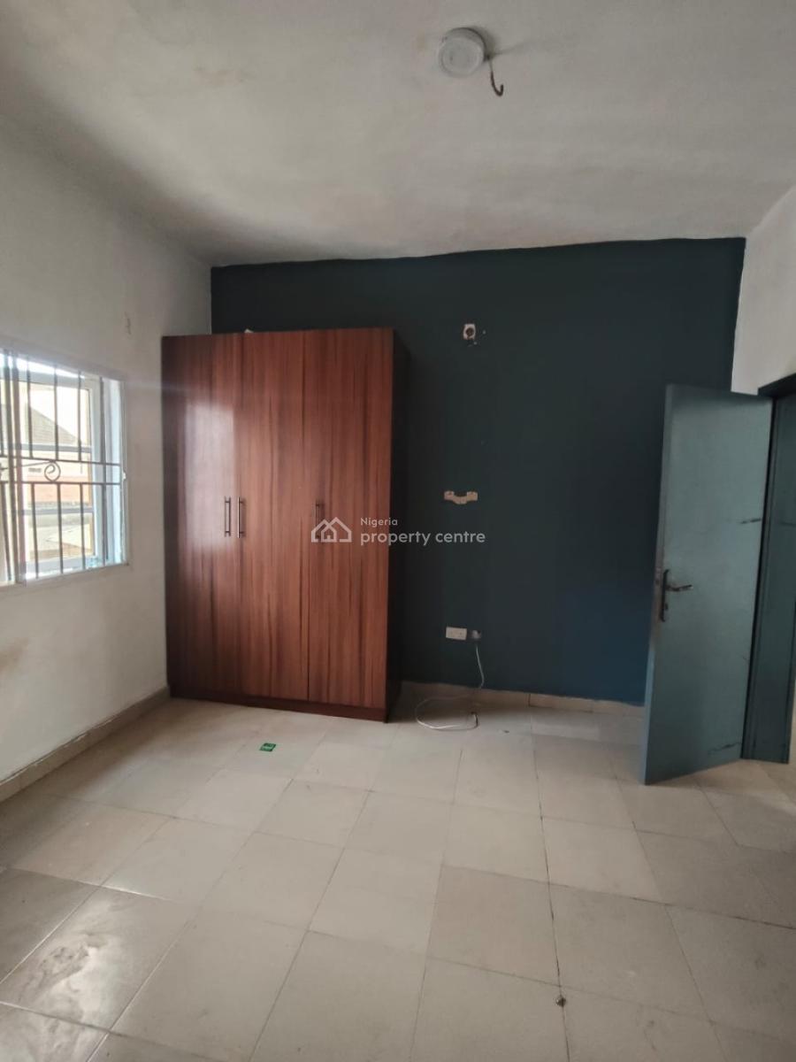 Well Maintained 2 Bedroom Flat, Shapati, Bogije, Ibeju Lekki, Lagos, Flat / Apartment for Rent