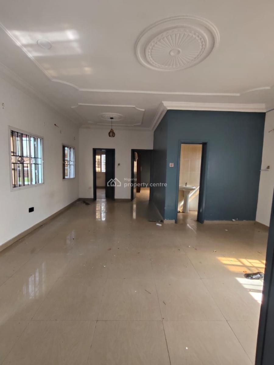 Well Maintained 2 Bedroom Flat, Shapati, Bogije, Ibeju Lekki, Lagos, Flat / Apartment for Rent