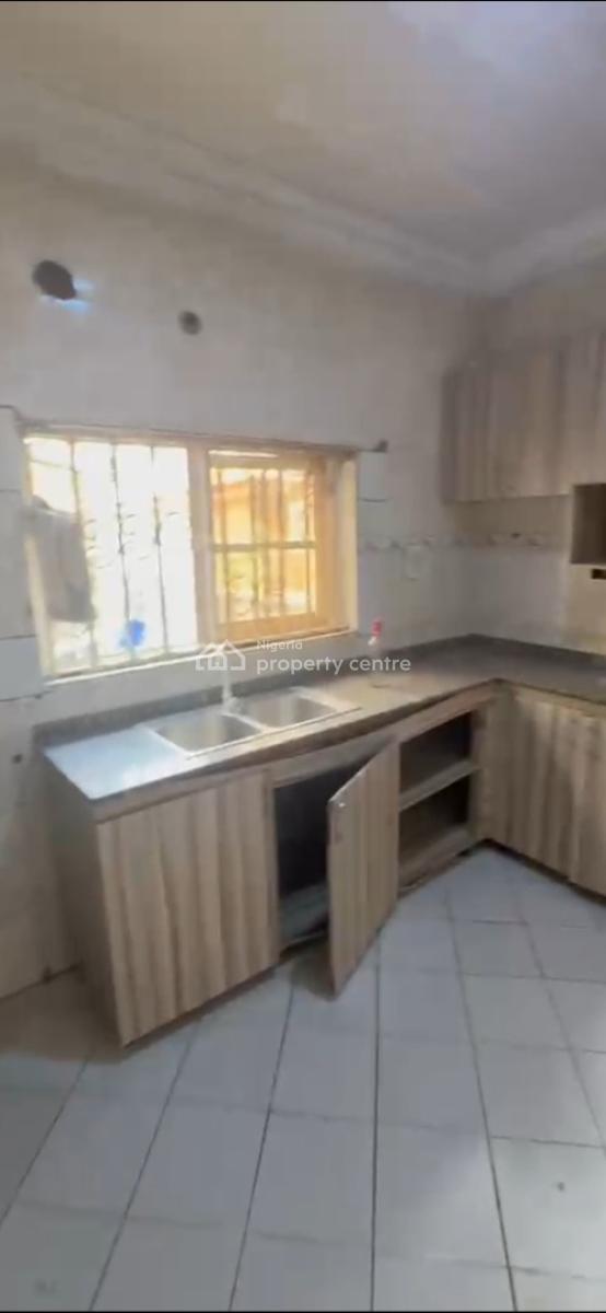 a Good Spacious 3-bedroom Semi-detached Duplex, Sun City Estate, Lokogoma Abuja., Lokogoma District, Abuja, Semi-detached Duplex for Rent