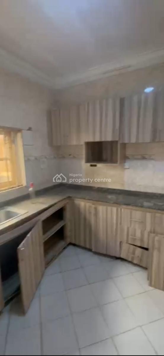 a Good Spacious 3-bedroom Semi-detached Duplex, Sun City Estate, Lokogoma Abuja., Lokogoma District, Abuja, Semi-detached Duplex for Rent
