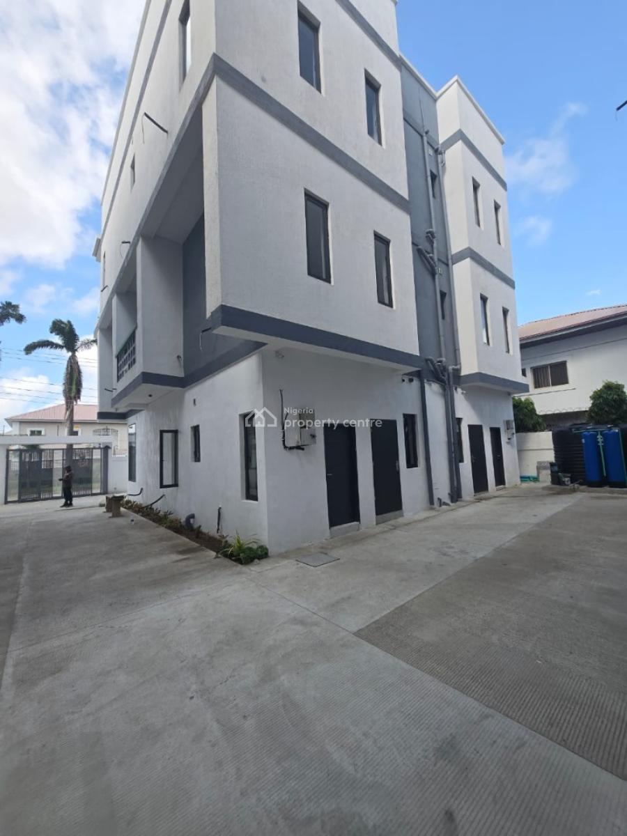 Massive Luxury Four Bedroom, Lekki, Lagos, Terraced Duplex for Sale