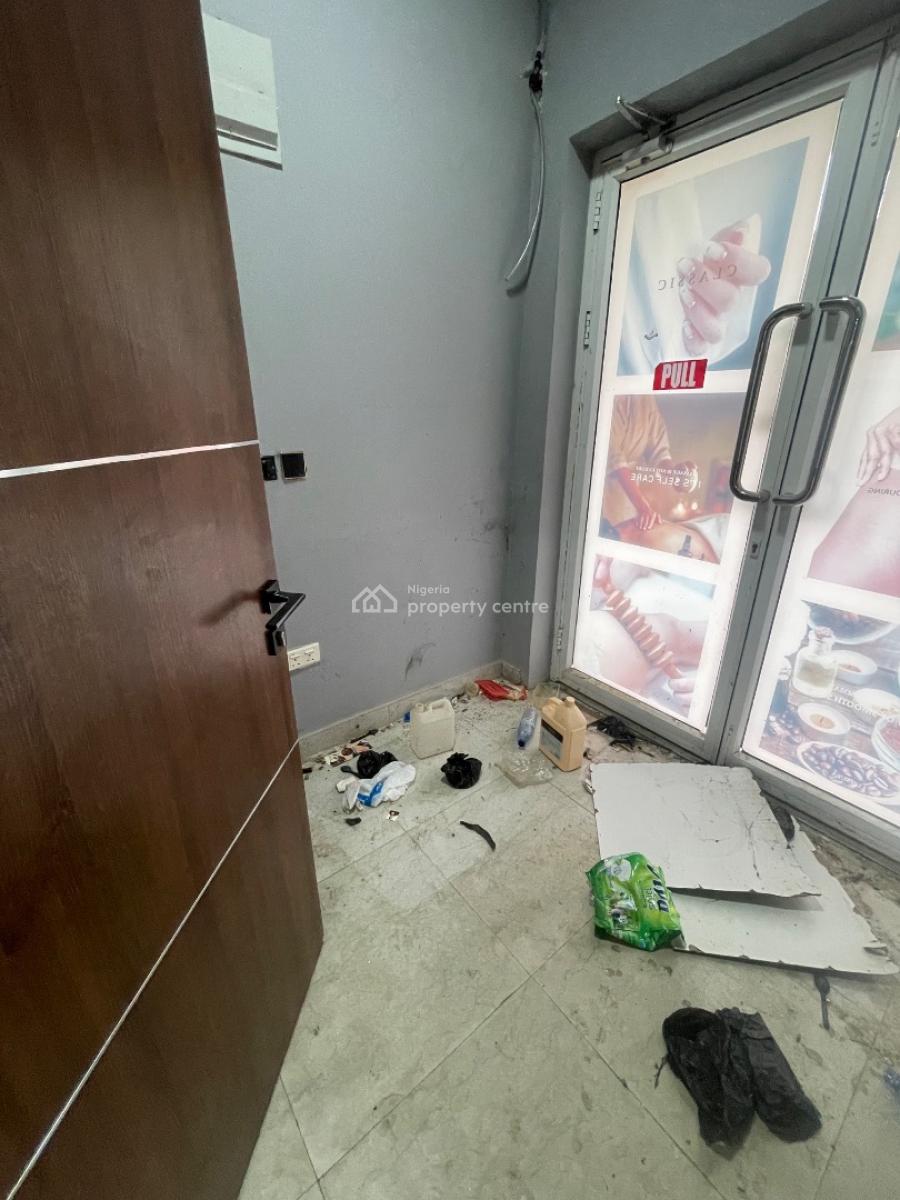 Neat 150sqm Strategic Shop/office Space, Gwarinpa, Abuja, Plaza / Complex / Mall for Rent