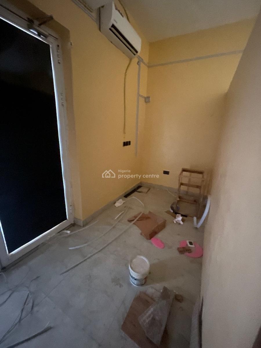 Neat 150sqm Strategic Shop/office Space, Gwarinpa, Abuja, Plaza / Complex / Mall for Rent
