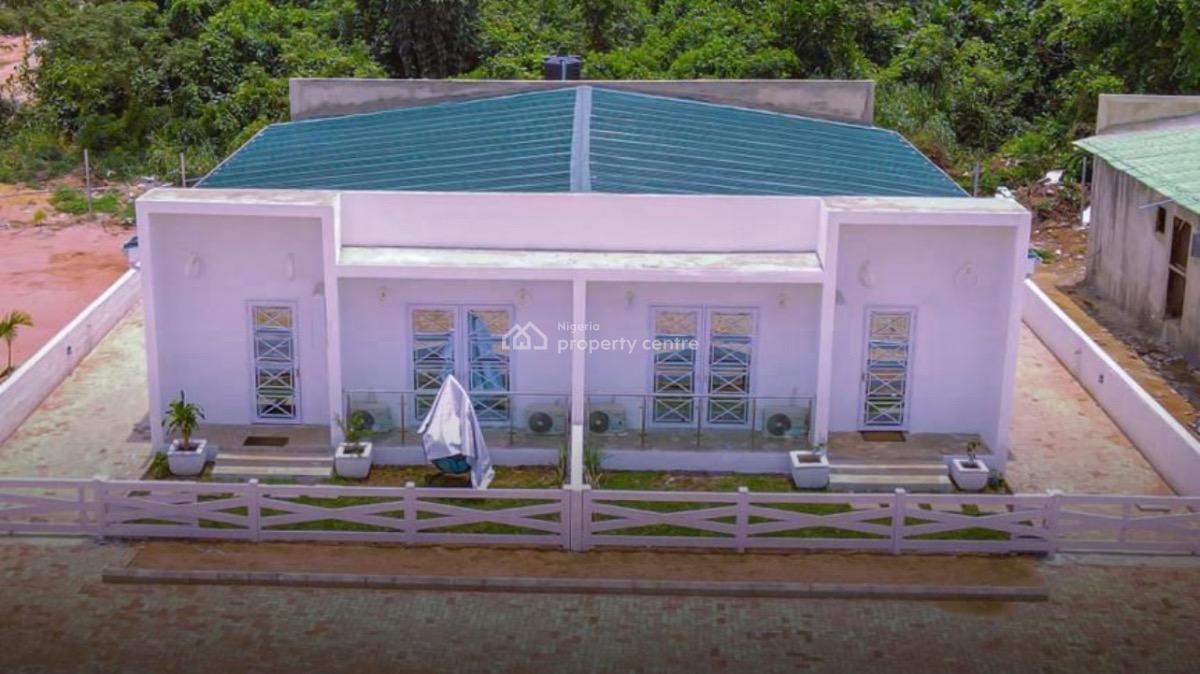 3bedroom Detach Bungalow in Mowe Golf Town, Opposite Christopher University, Mowe Town, Ogun, Semi-detached Bungalow for Sale