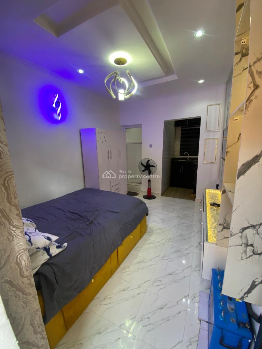 Fully Furnished Beautiful Studio Apartment, Onipanu, Shomolu, Lagos, Self Contain (single Rooms) for Rent