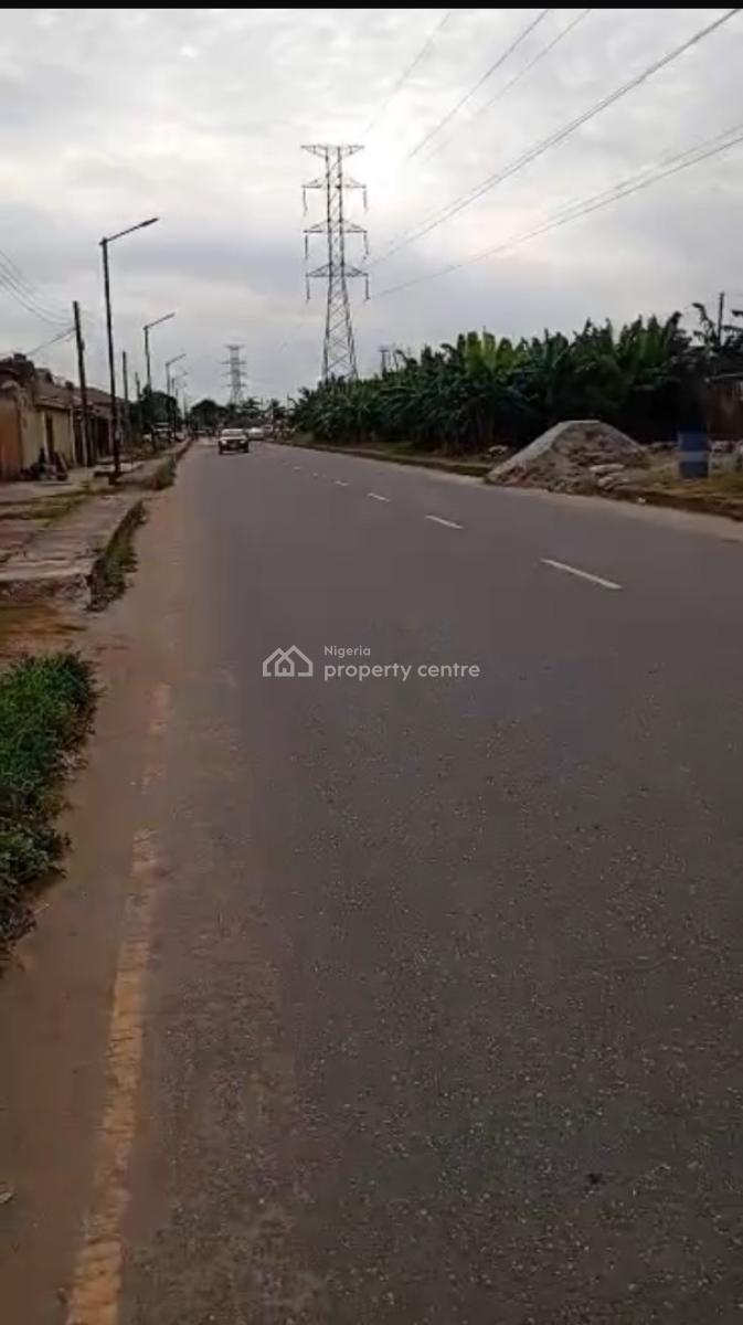 Landed Properly Facing The Main Road with C of O, Akasolori Axis , Via Sabo, Ikorodu, Lagos, Mixed-use Land for Sale