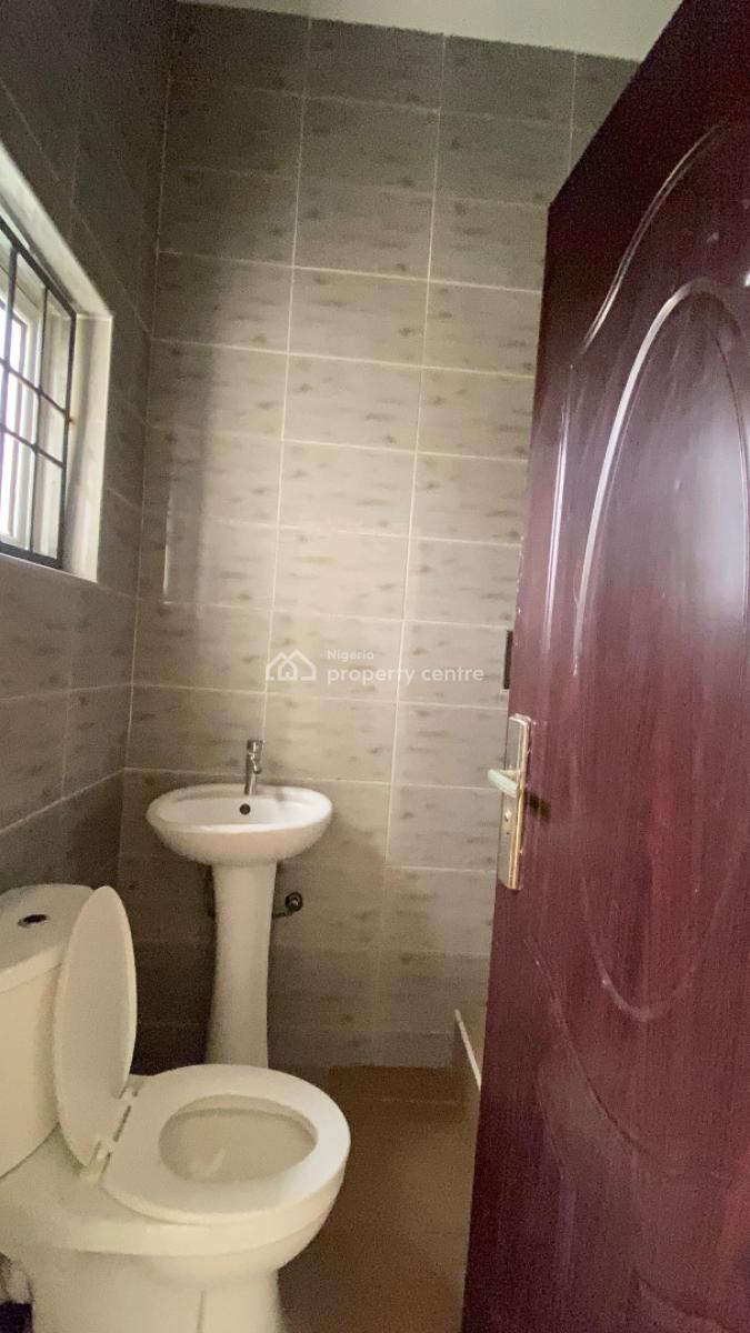 Neatly Built 4 Bedroom Terrace Duplex + Bq, Guzape District, Abuja, Terraced Duplex for Rent