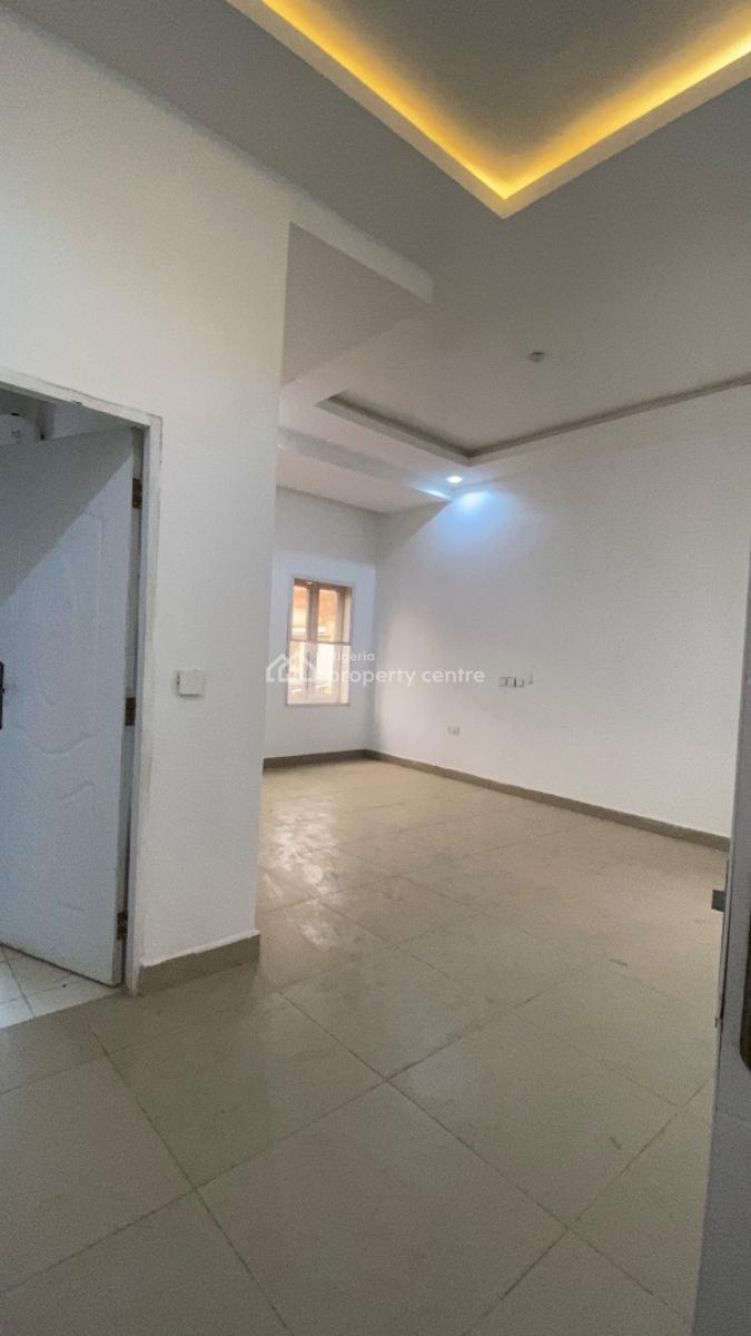Spacious 3 Bedroom Terrace Duplex + Bq, Guzape District, Abuja, Terraced Duplex for Rent
