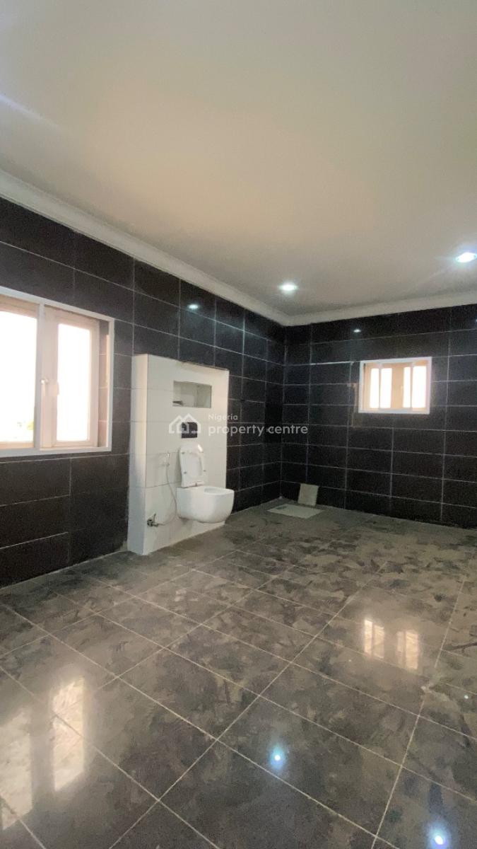 Spacious 3 Bedroom Terrace Duplex + Bq, Guzape District, Abuja, Terraced Duplex for Rent