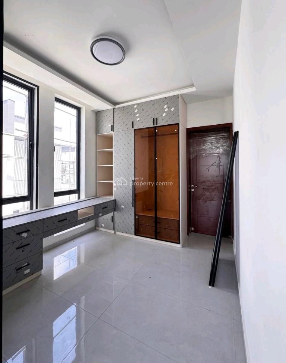 Extraordinary 5 Bedroom Fully Detached, Banana Island, Ikoyi, Lagos, House for Sale