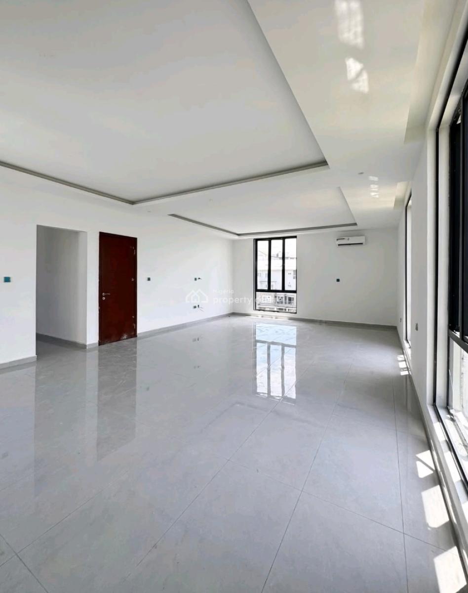 Extraordinary 5 Bedroom Fully Detached, Banana Island, Ikoyi, Lagos, House for Sale