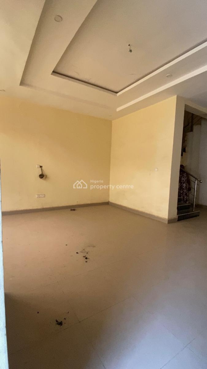 Spacious 4 Bedroom Terrace Duplex + Bq  Guzape, Guzape, Guzape District, Abuja, Terraced Duplex for Sale