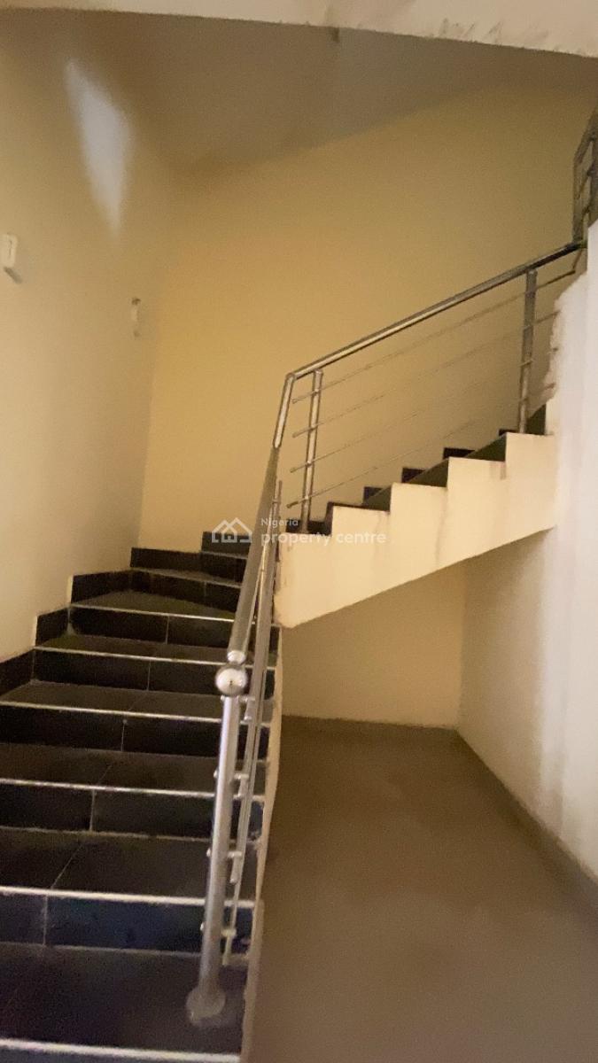 Spacious 4 Bedroom Terrace Duplex + Bq  Guzape, Guzape, Guzape District, Abuja, Terraced Duplex for Sale