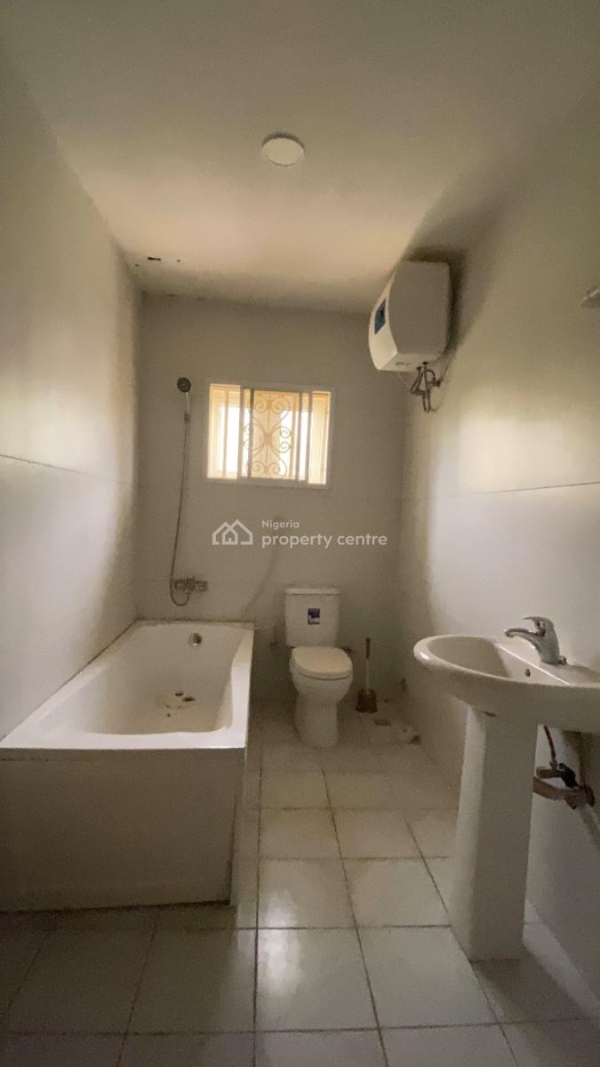 Spacious 4 Bedroom Terrace Duplex + Bq  Guzape, Guzape, Guzape District, Abuja, Terraced Duplex for Sale