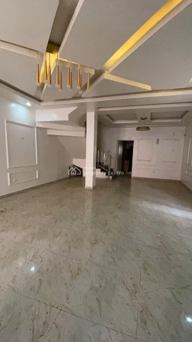 Spacious 4 Bedroom Terrace Duplex + Bq, Guzape District, Abuja, Terraced Duplex for Sale