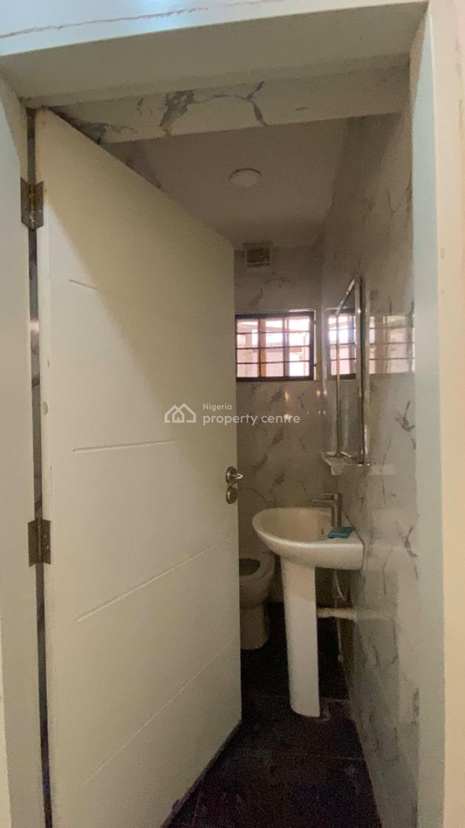 Spacious 4 Bedroom Terrace Duplex + Bq, Guzape District, Abuja, Terraced Duplex for Sale