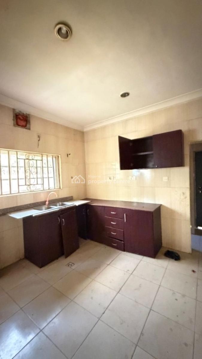 3 Bedroom Bungalow  with Gate, Lokogoma District, Abuja, Detached Bungalow for Rent