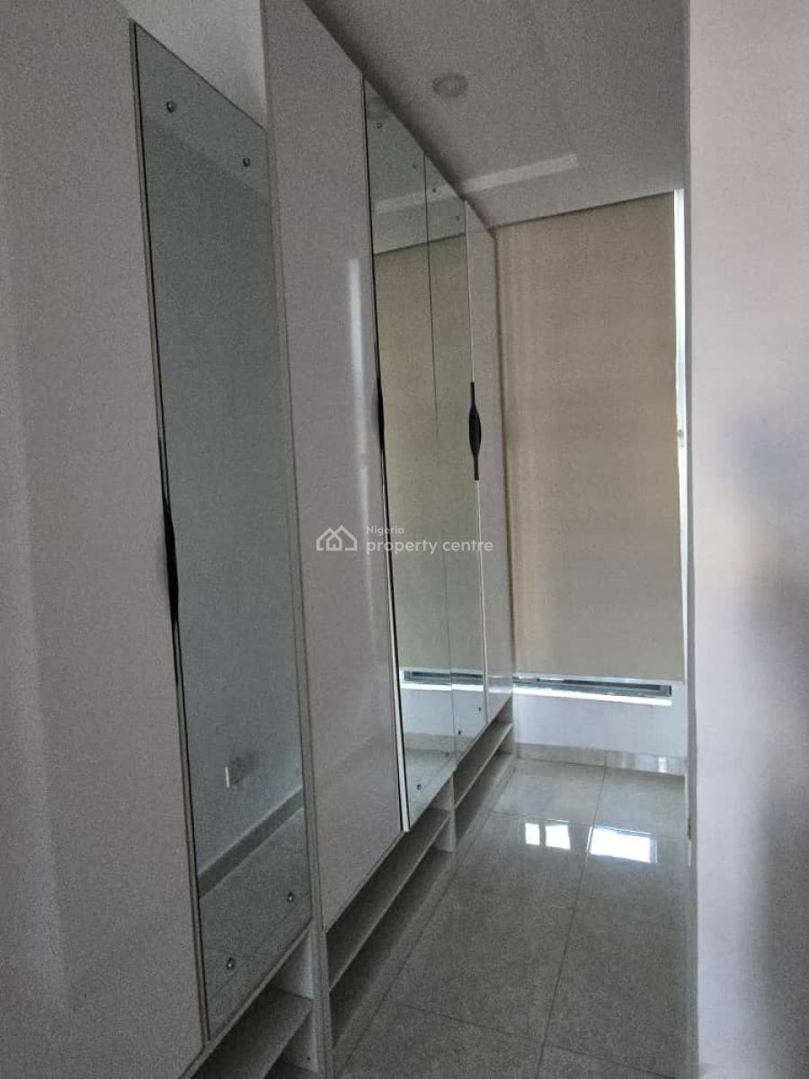 Serviced 4 Bedroom En-suite Townhouse. Rening Without The Furnitures, Ikate Elegushi, Lekki, Lagos, Terraced Duplex for Rent