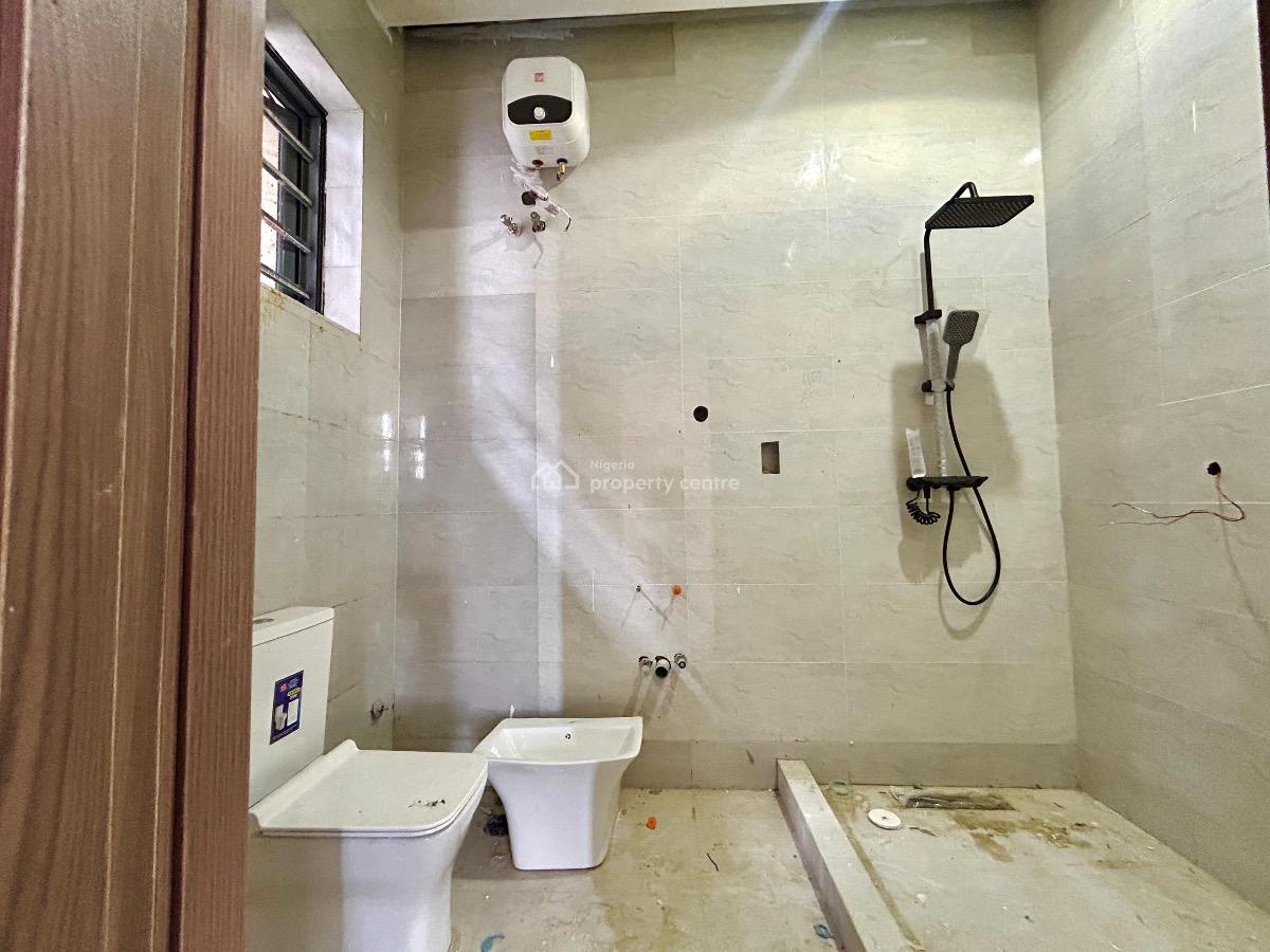 Four Bedroom Conner Piece Terrace Duplex, Lekki Phase 1, Lekki, Lagos, Terraced Duplex for Sale