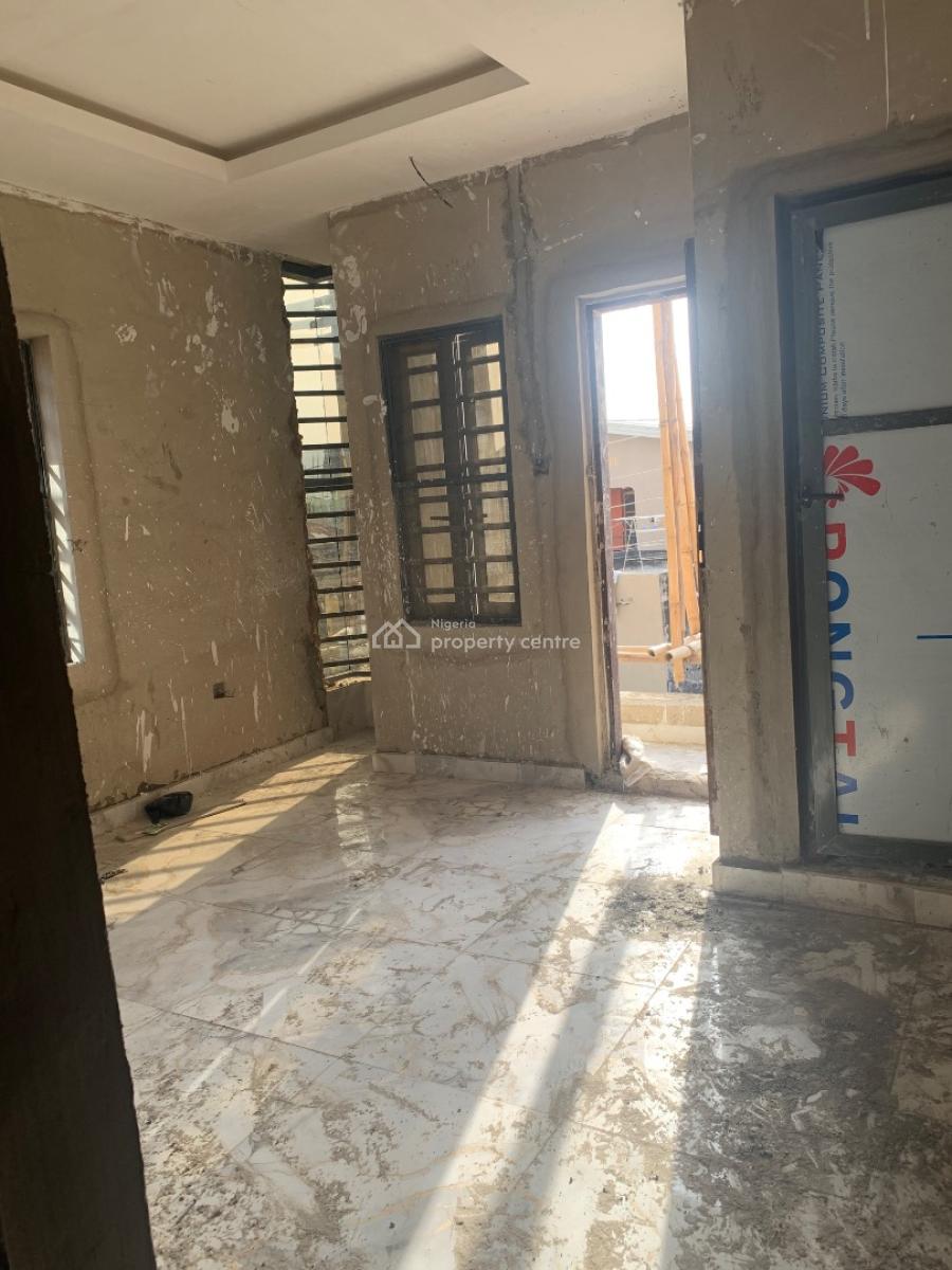 Awesome and Spacious Mini Flat, Off Aborishade Road, Lawanson, Surulere, Lagos, Mini Flat (room and Parlour) for Rent