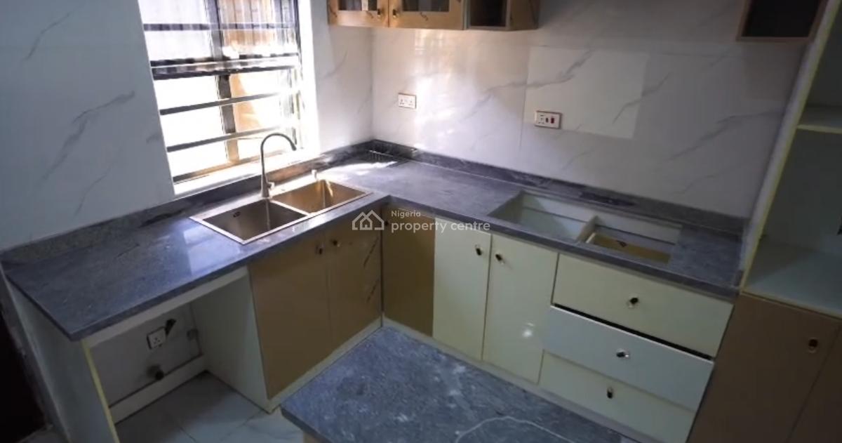 Luxury 2 Bedroom Flats with Lovely Features, Pantheon Drive Estate Off Orchid Lafiaji, Lekki, Lagos, Block of Flats for Sale