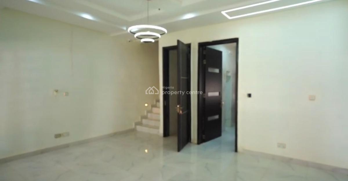 Luxury 2 Bedroom Flats with Lovely Features, Pantheon Drive Estate Off Orchid Lafiaji, Lekki, Lagos, Block of Flats for Sale