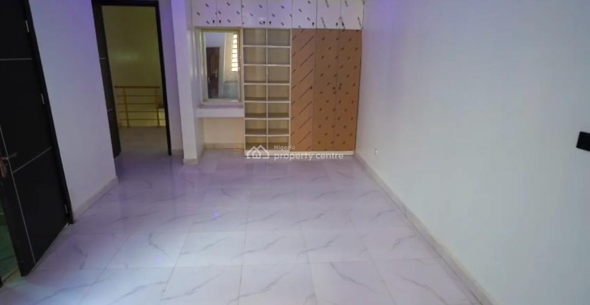 Luxury 2 Bedroom Flats with Lovely Features, Pantheon Drive Estate Off Orchid Lafiaji, Lekki, Lagos, Block of Flats for Sale