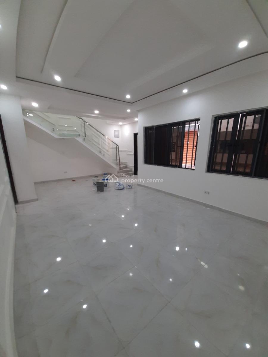 Serviced 4 Bedroom En-suite Townhouse with an Enclosed Fitted Kitchen/, Ikate, Lekki, Lagos, Terraced Duplex for Rent