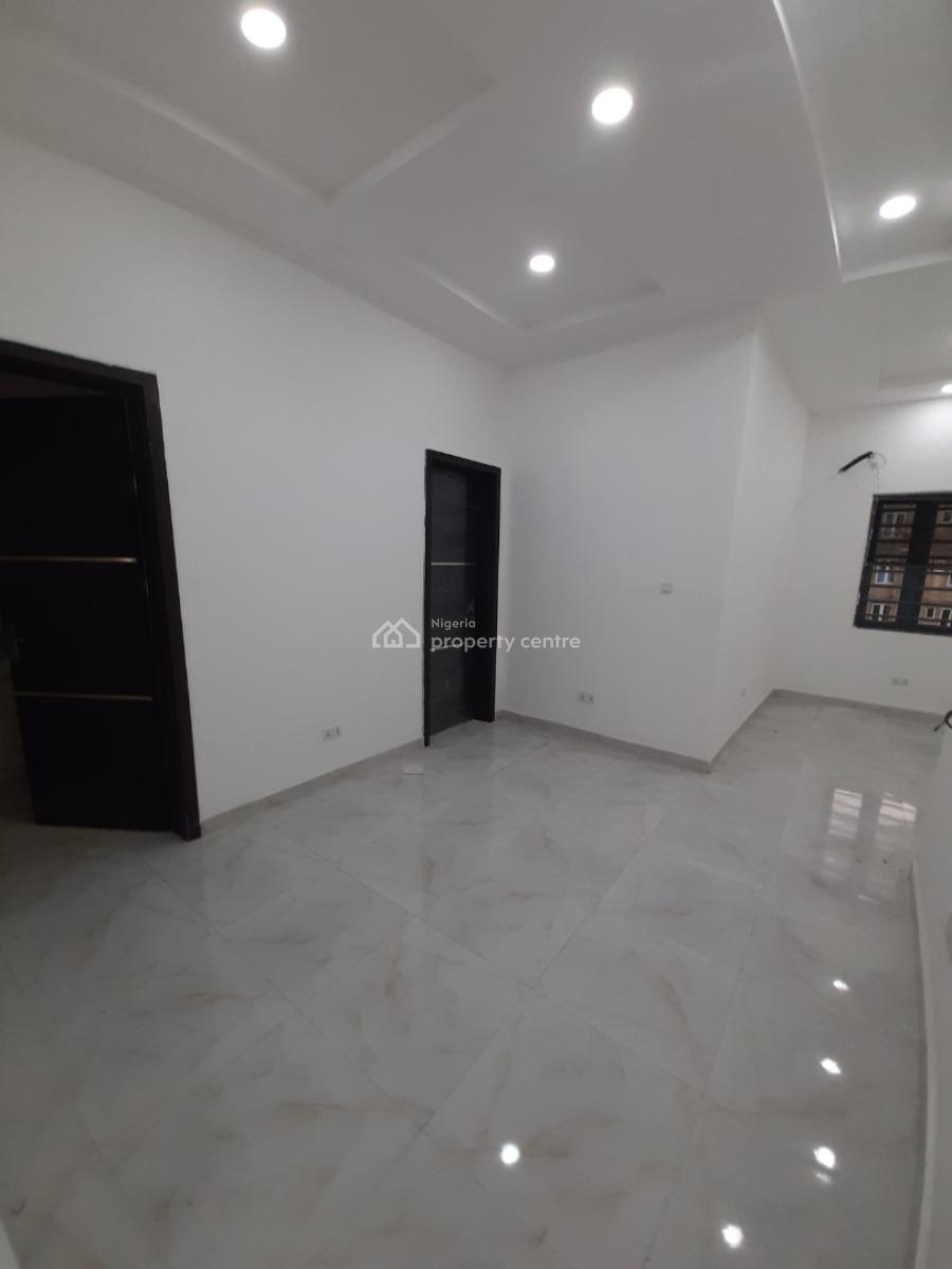 Serviced 4 Bedroom En-suite Townhouse with an Enclosed Fitted Kitchen/, Ikate, Lekki, Lagos, Terraced Duplex for Rent