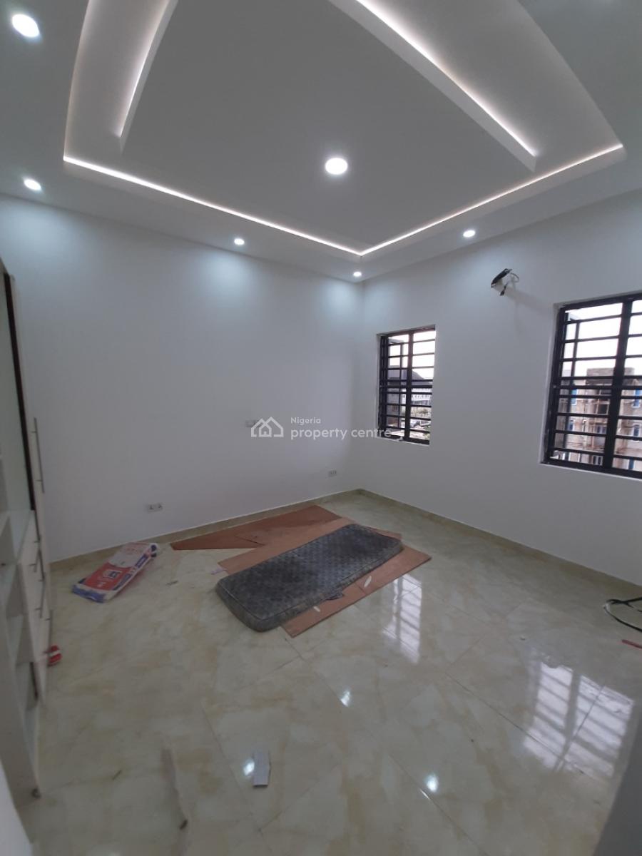 Serviced 4 Bedroom En-suite Townhouse with an Enclosed Fitted Kitchen/, Ikate, Lekki, Lagos, Terraced Duplex for Rent