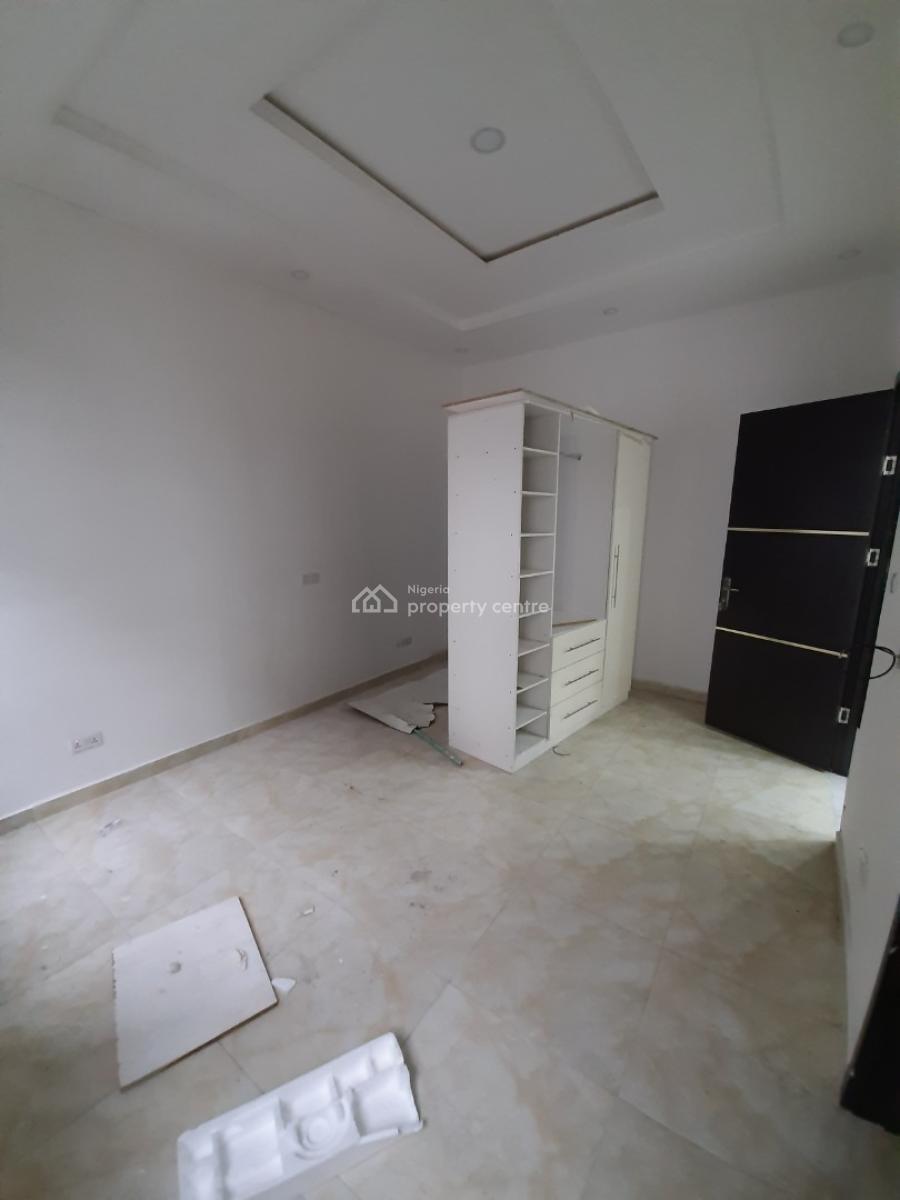 Serviced 4 Bedroom En-suite Townhouse with an Enclosed Fitted Kitchen/, Ikate, Lekki, Lagos, Terraced Duplex for Rent