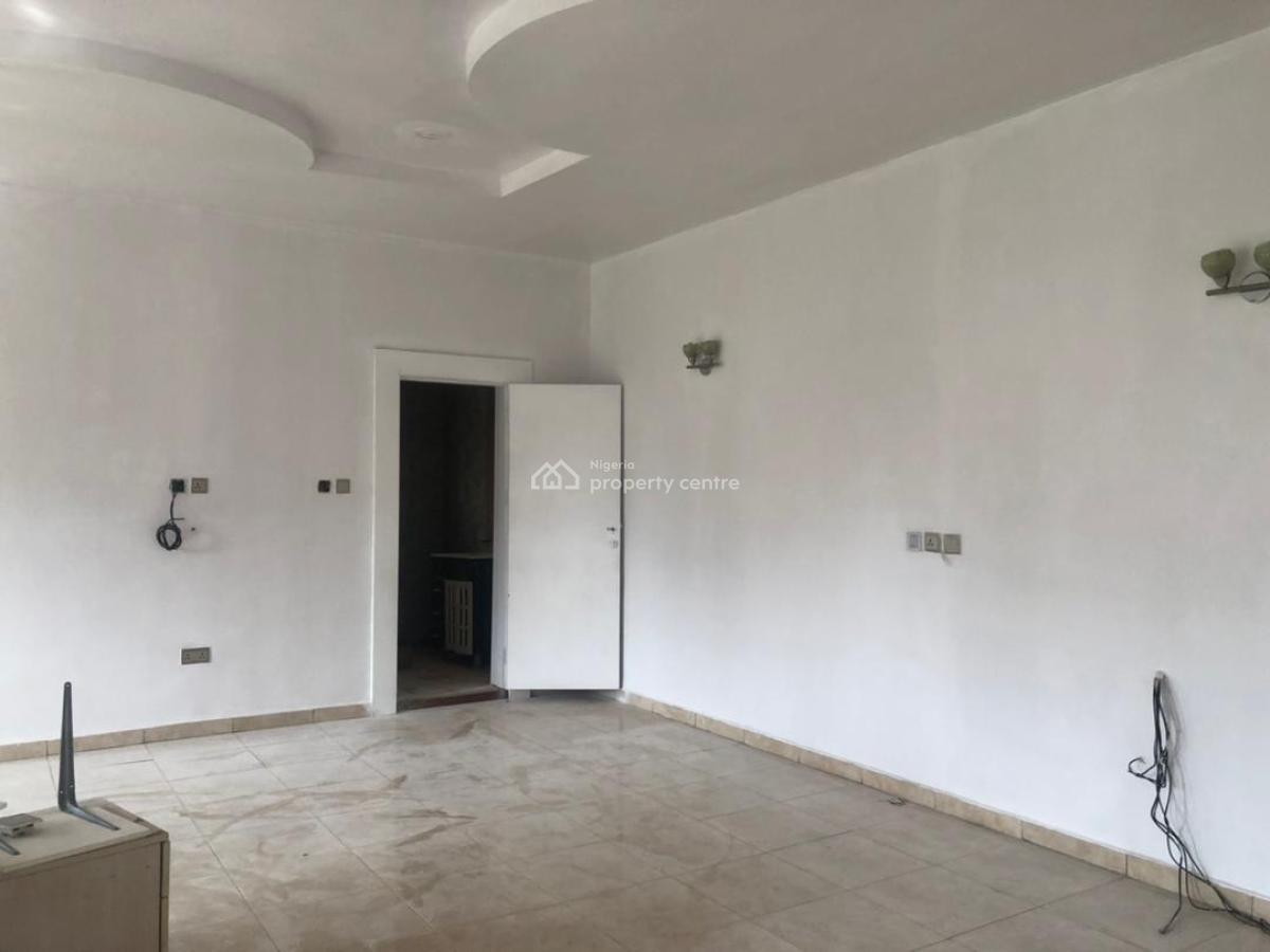 4 Bedroom Semi-detached Duplex with Bq, Osapa, Lekki, Lagos, Semi-detached Duplex for Rent