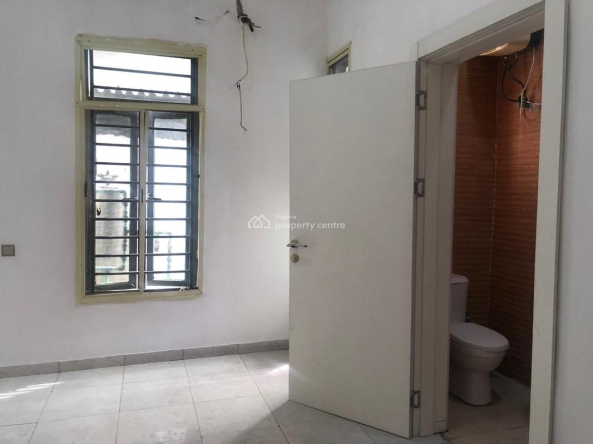 4 Bedroom Semi-detached Duplex with Bq, Osapa, Lekki, Lagos, Semi-detached Duplex for Rent