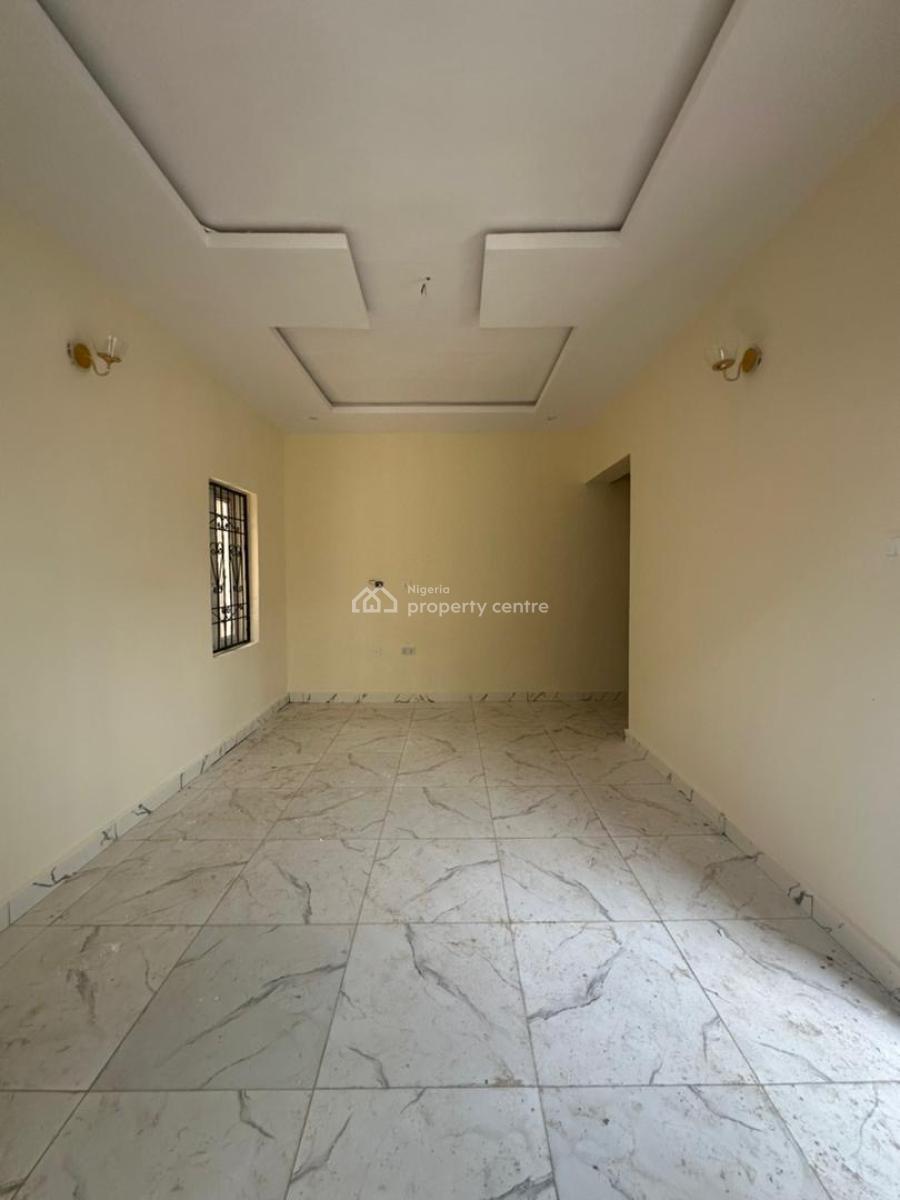 One Bedroom Apartment in a Clean Environment, Nnpc Estate By Ochacho, Life Camp, Abuja, Flat / Apartment for Rent