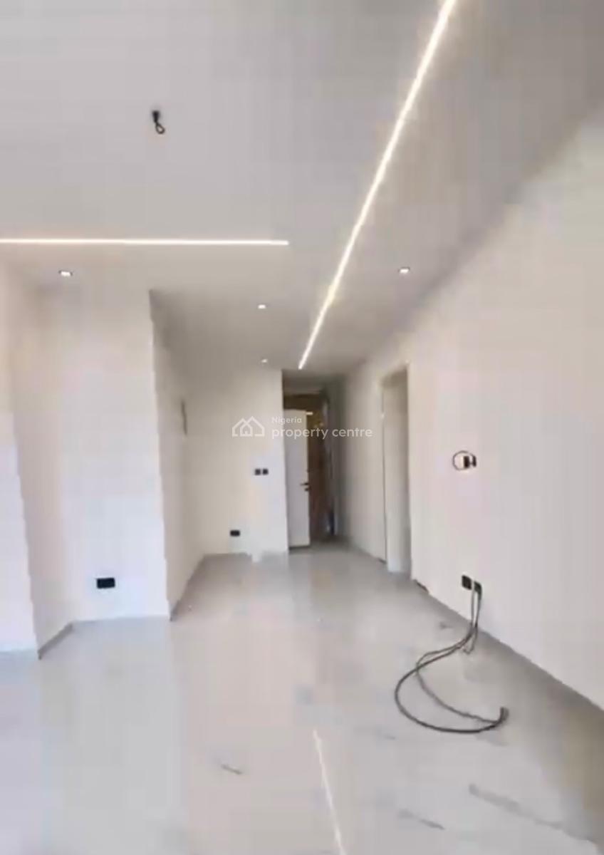 Unbelievable Investment Opportunity in Lekki, Ikate, Lekki, Lagos, Mini Flat (room and Parlour) for Sale