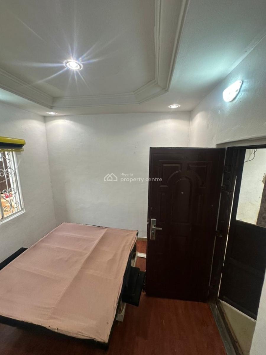 a Sweet Self Contain in a Good Neighborhood, 4th Avenue Gwarinpa, Gwarinpa, Abuja, Self Contain (single Rooms) for Rent