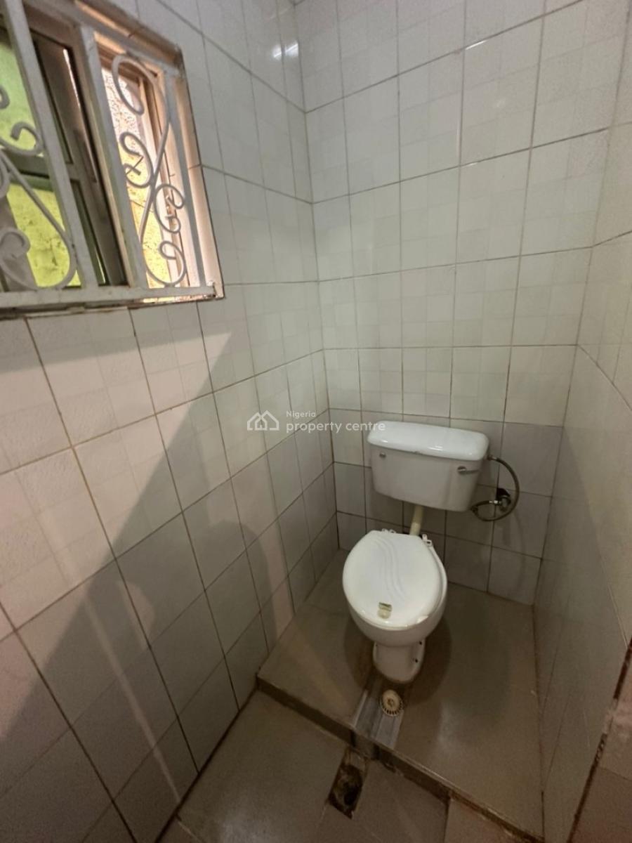 a Sweet Self Contain in a Good Neighborhood, 4th Avenue Gwarinpa, Gwarinpa, Abuja, Self Contain (single Rooms) for Rent
