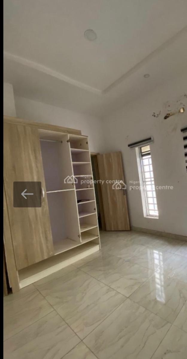 Self Contain Single Room, Apple Wood Estate Orchid Road Lekki, Lekki, Lagos, House for Rent