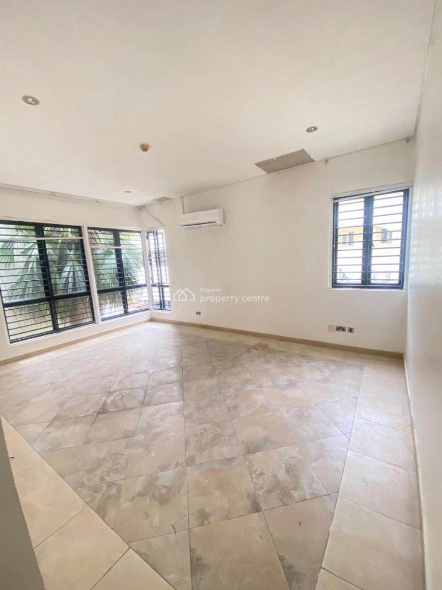 Fully Serviced 4 Bedroom Terrace Duplex with Swimming Pool & Gym, Banana Island, Ikoyi, Lagos, Detached Duplex for Rent