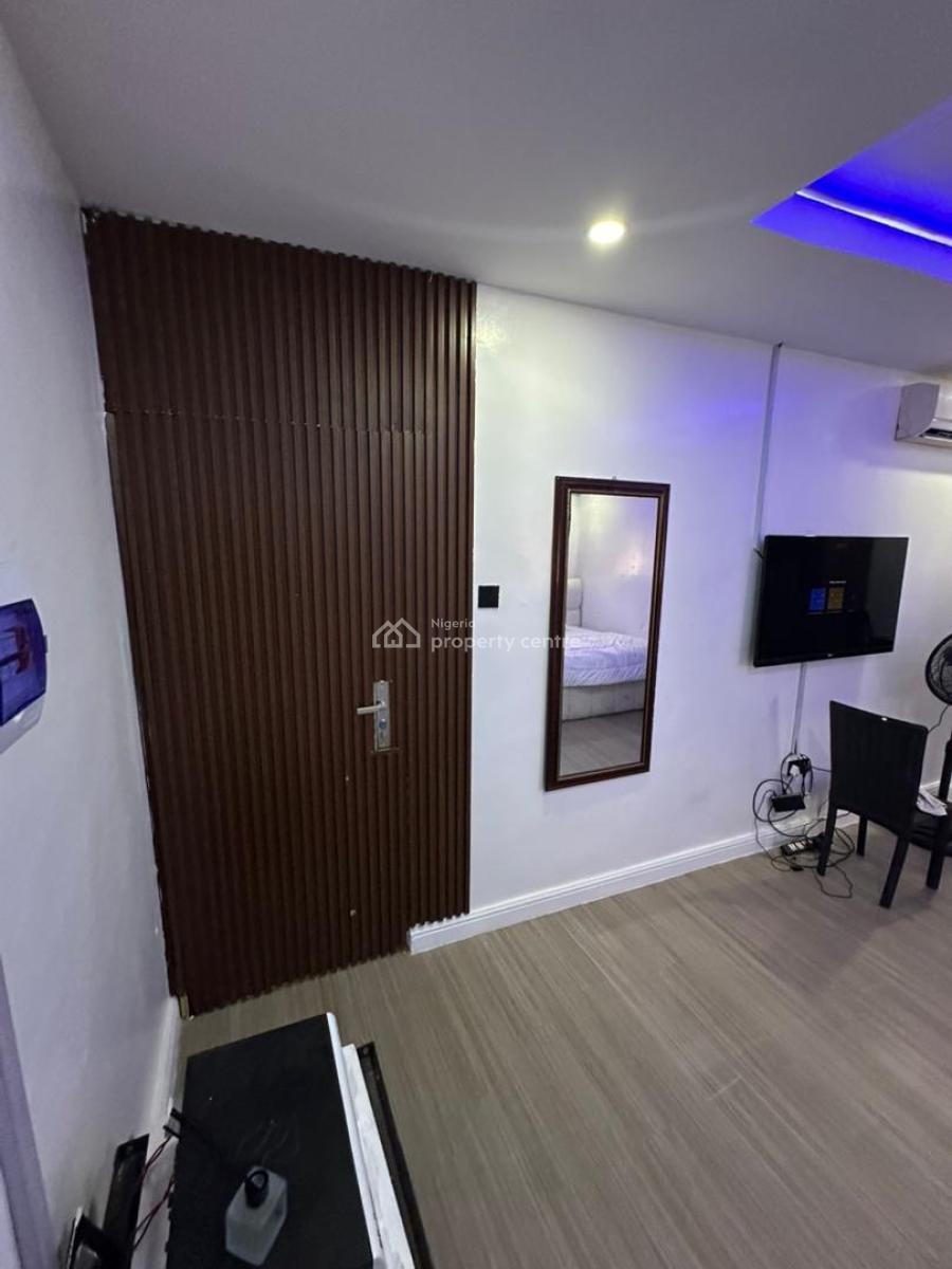 a Beautiful Self Contain in a Good Environment, 1st Avenue Gwarinpa, Gwarinpa, Abuja, Self Contain (single Rooms) Short Let
