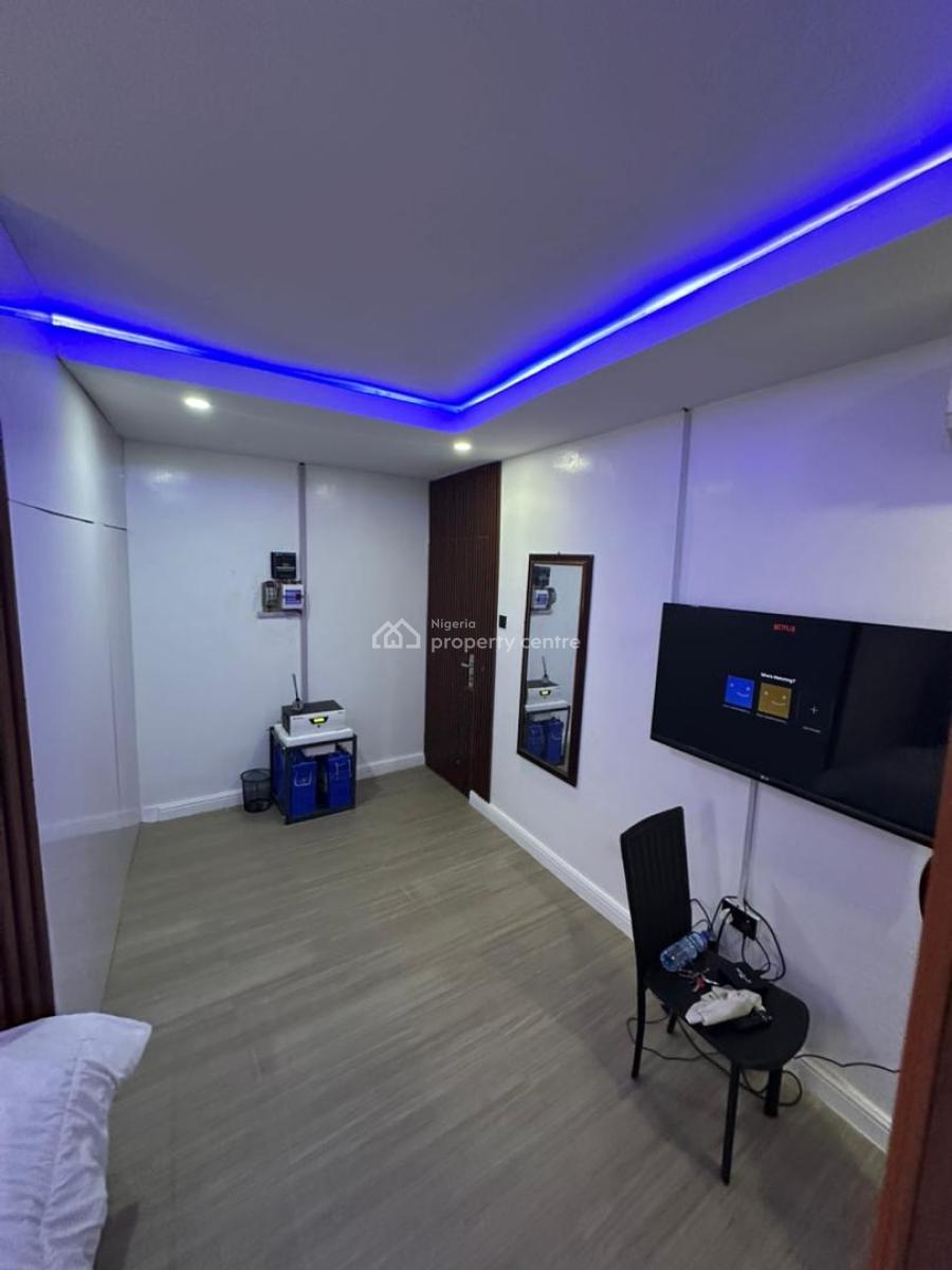 a Beautiful Self Contain in a Good Environment, 1st Avenue Gwarinpa, Gwarinpa, Abuja, Self Contain (single Rooms) Short Let