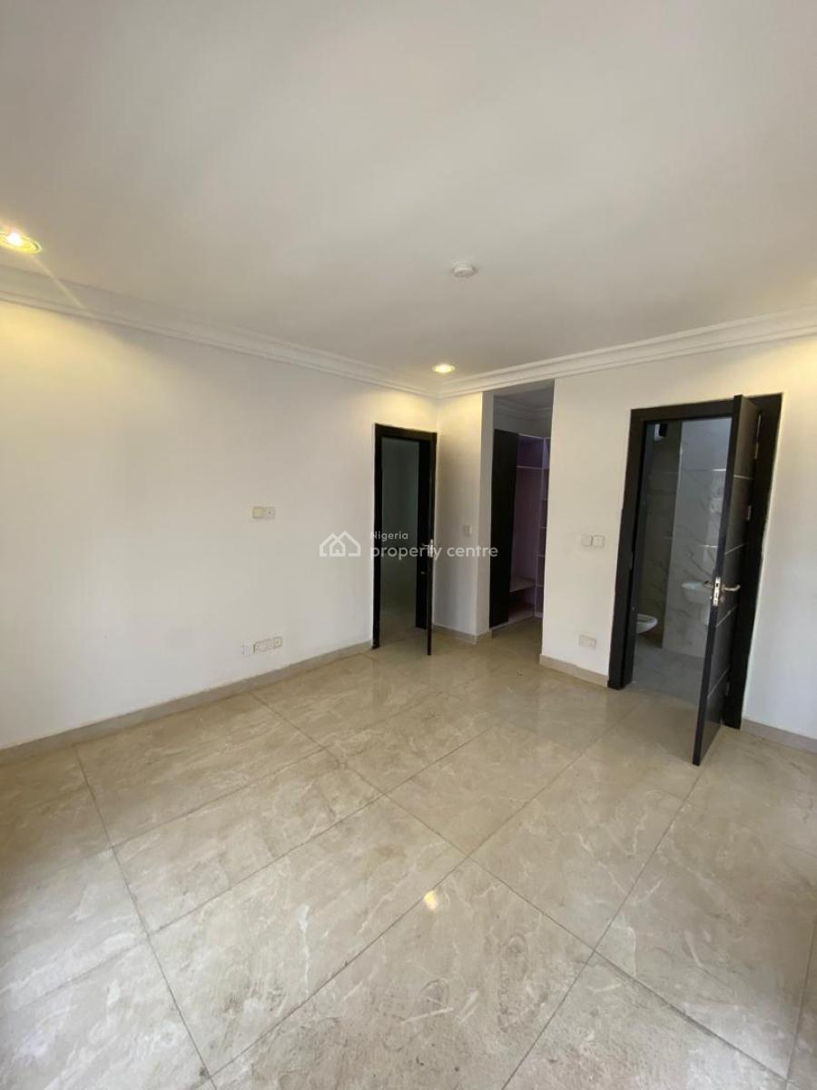5 Bedroom Detached House with 2 Rooms Bq, Periwinkle Estate, Lekki Phase 1, Lekki, Lagos, Detached Duplex for Rent