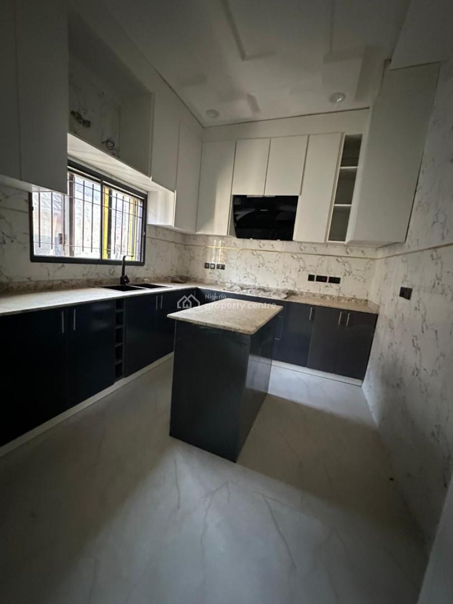 Luxury 2 Bedroom Apartment, Jamnab Estate Millitary Pension Board, Fo1 Layout, Kubwa, Abuja, Flat / Apartment for Rent