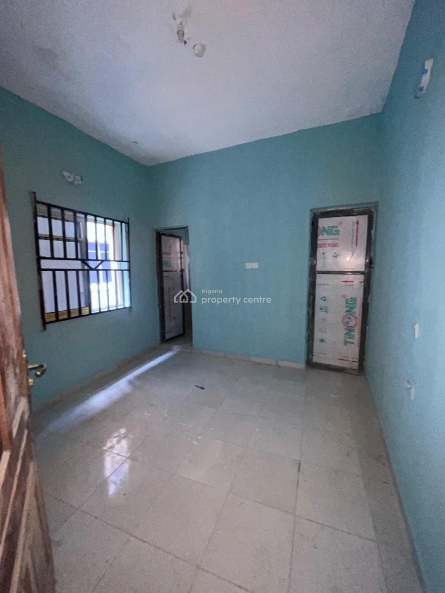 a Spacious Room Self Contained, Along Mobil Road Ilaje Ajah, Lekki, Lagos, Self Contain (single Rooms) for Rent